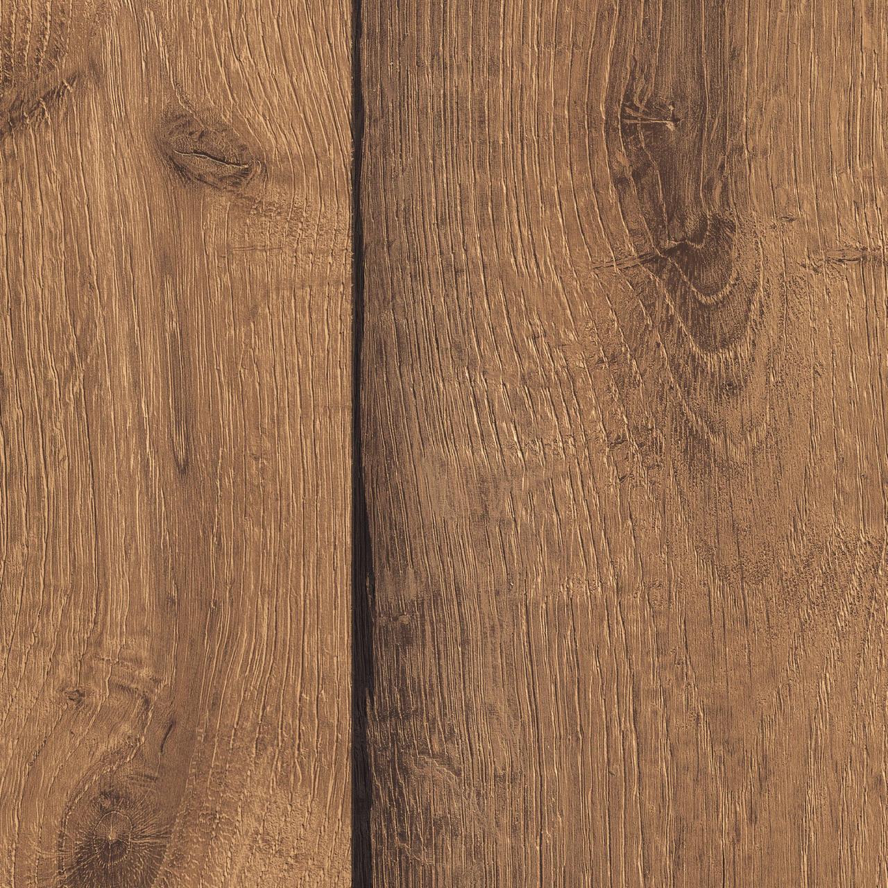 Oak Antique Expressive