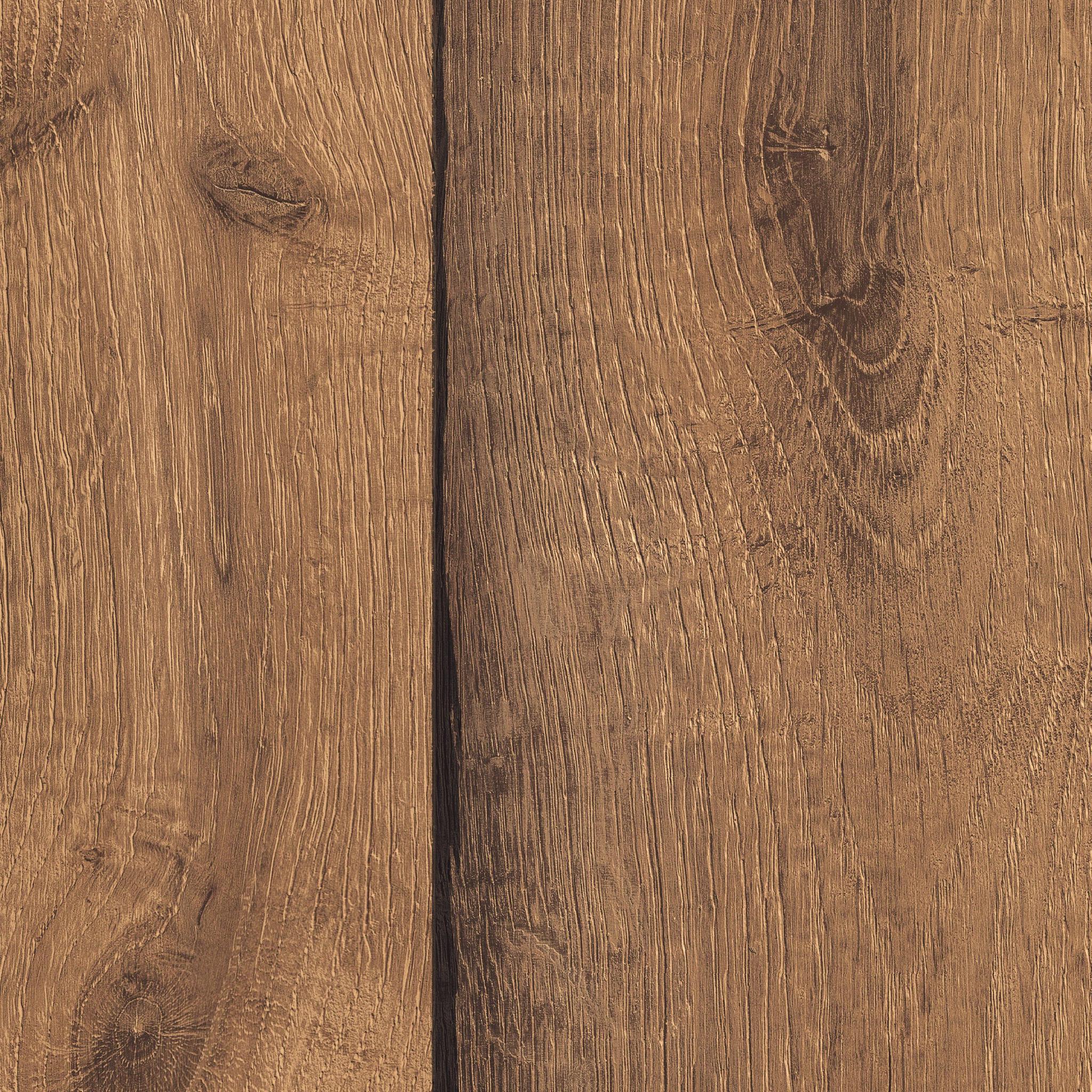 Oak Antique Expressive
